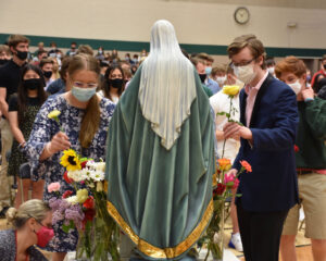 May Crowning Mass 13