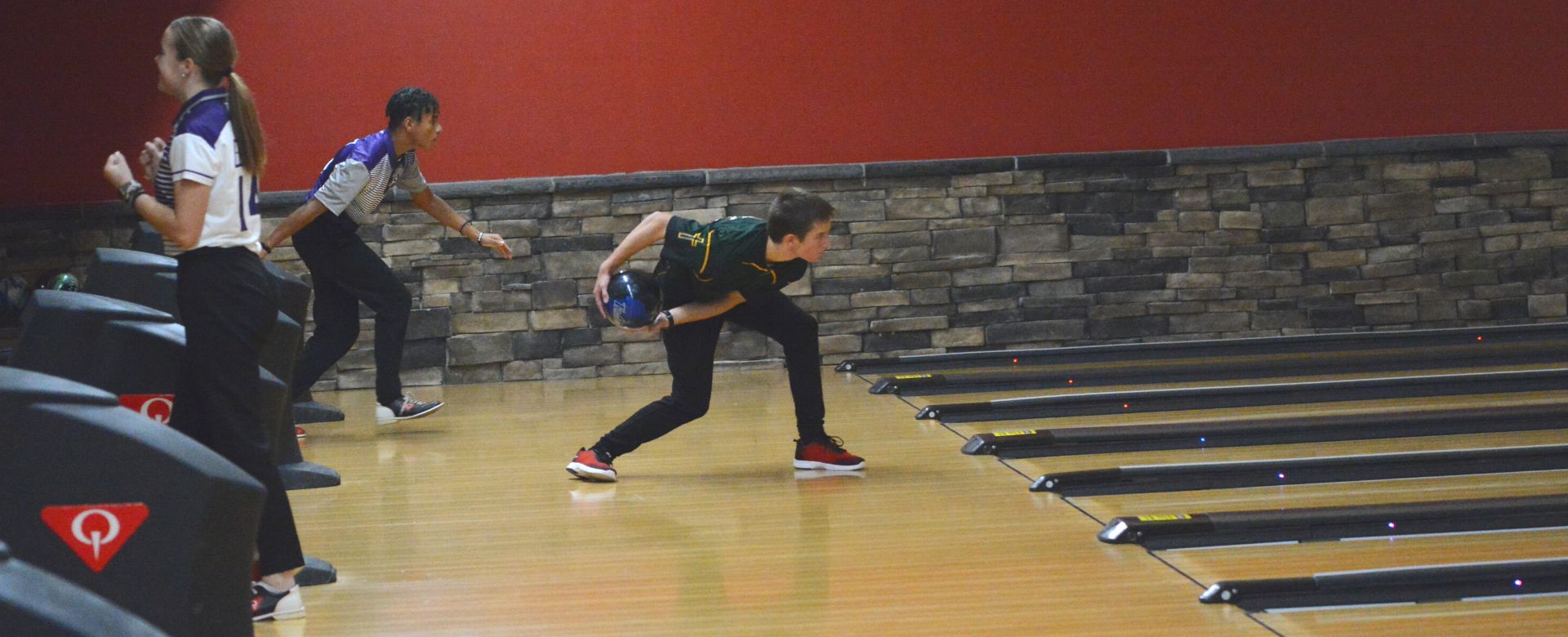 boys bowling