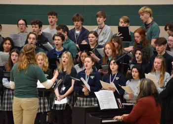 Ash-Wednesday-All-School-Mass-11